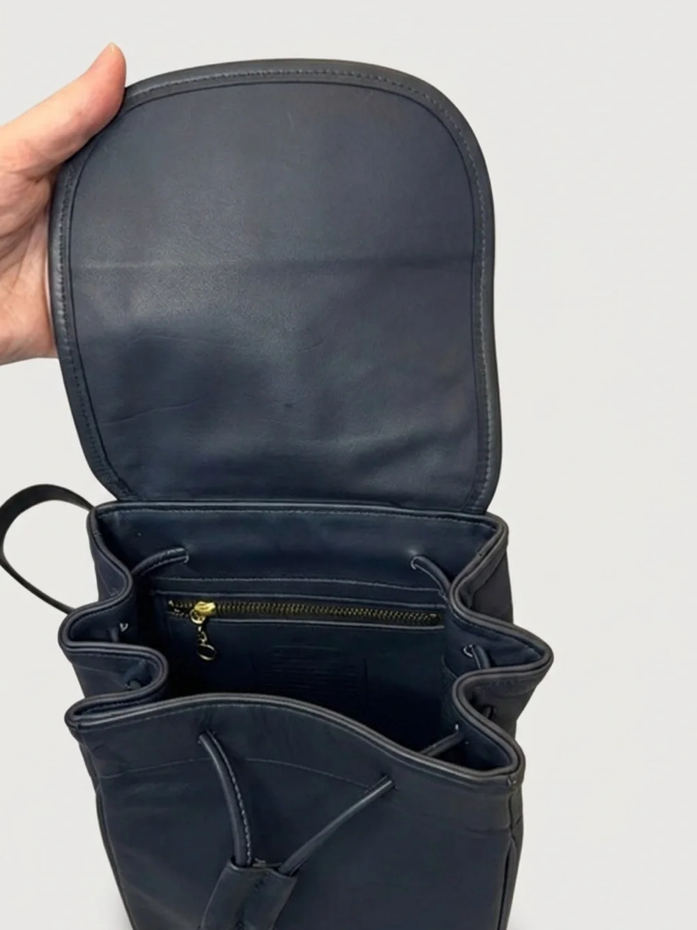 Vintage Coach Navy Leather Flap Drawstring Crossbody Bag 4029 Rare